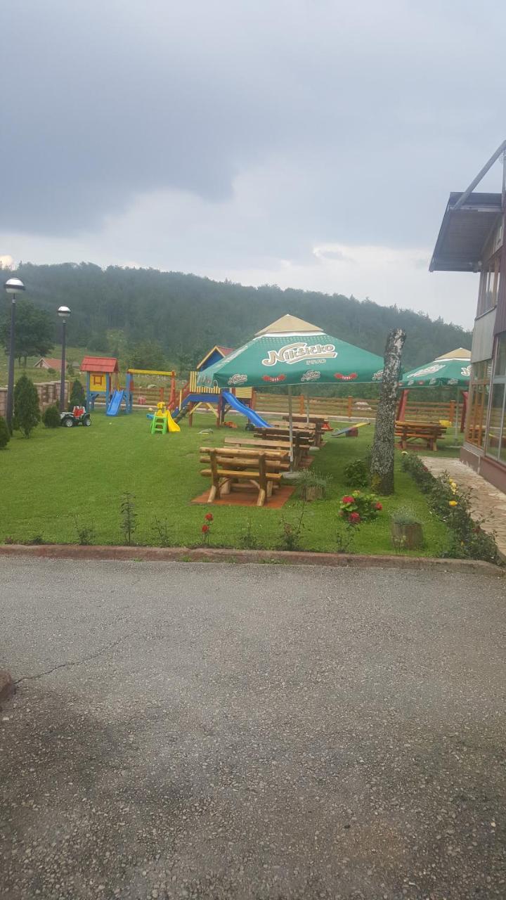Pansion I Restoran ,, Pogled" Hotel Han Pijesak Luaran gambar